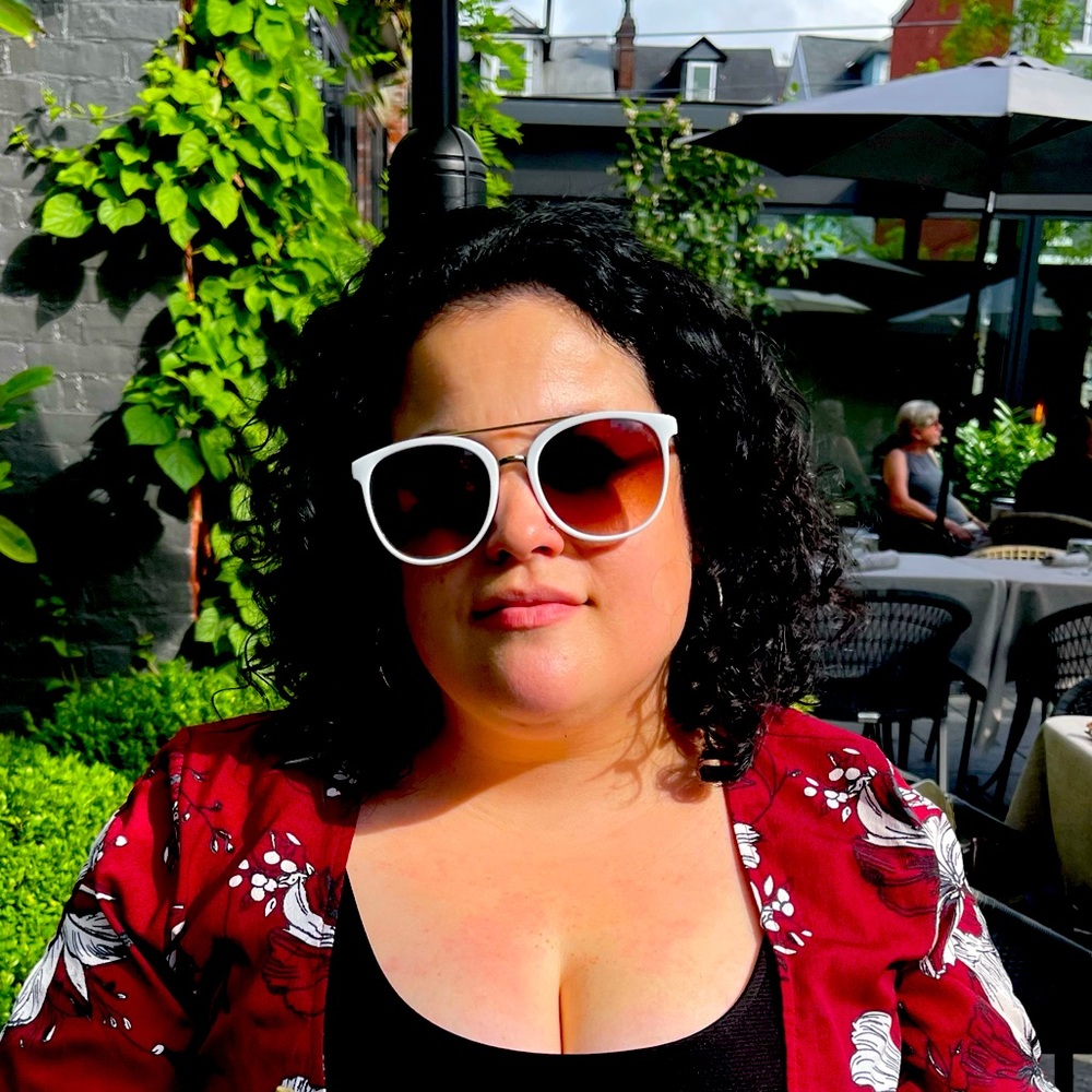 Meet your Posher, Chrissy